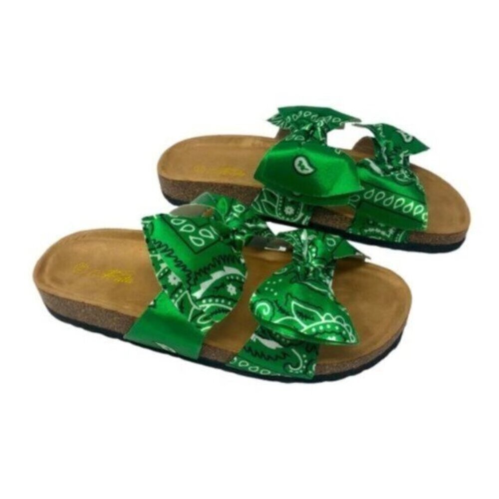 NWT | Mata Shoes Women's Green & Cream Bandanna Sandals Size 7.5